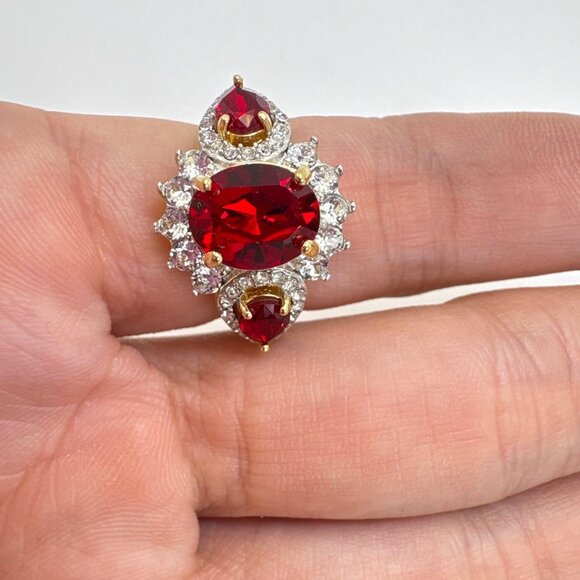 Gold Plated Red & White Gemstone Prong Set Fashion Statement Ring Size 7 - Picture 6 of 11